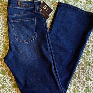Kut from the Kloth Nicole Boot Cut